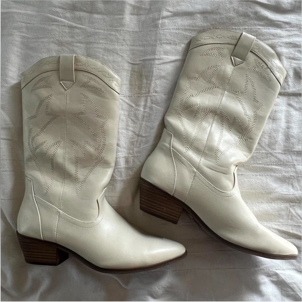 American Eagle Western Boots